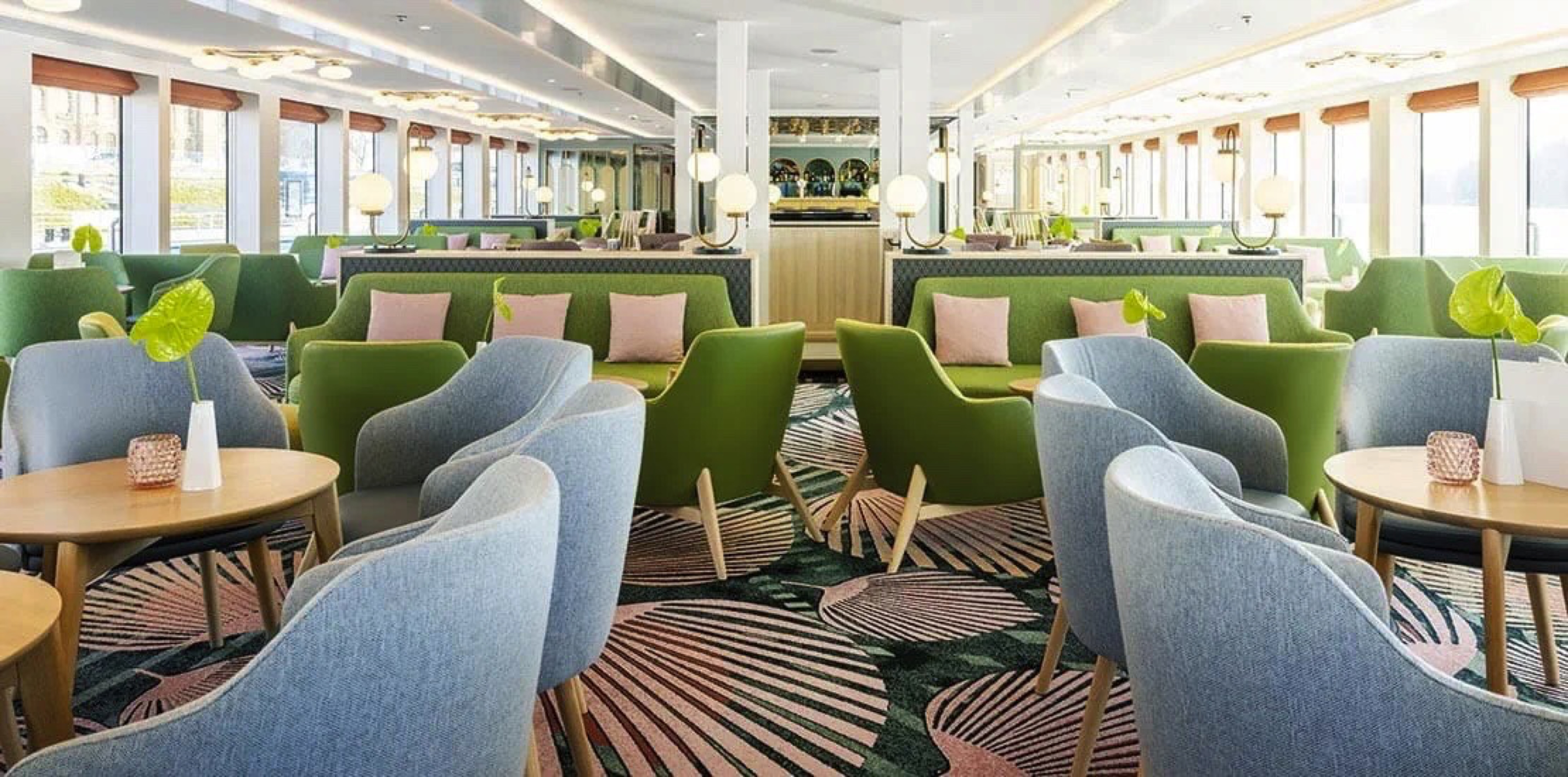 Spirit of the Danube - The Belvedere Lounge